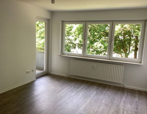 Gut geschnittene 3-Zimmer-Wohnung in grüner Wohnlage - Foto 1