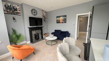 3 bedroom maisonette to rent - Photo 3