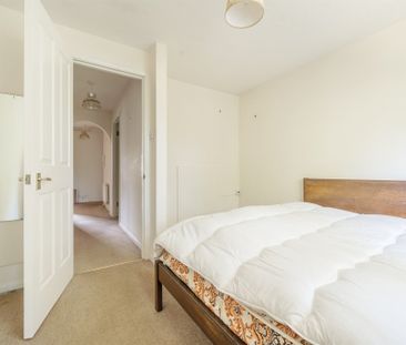 Waverley Road, Enfield - Photo 4