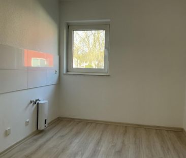 3-Zimmer-Wohnung mit Balkon in Gelsenkirchen-Resser Mark mieten - Photo 3
