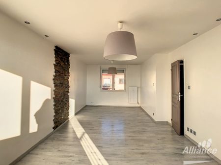 LOUE F3 CHAUFFAGE + EAU FROIDE INCLUS - Photo 2