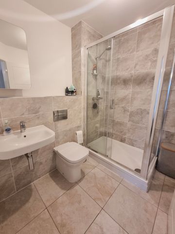 2 bed apartment to rent in Elm Road, Shirley, B90 - Photo 5