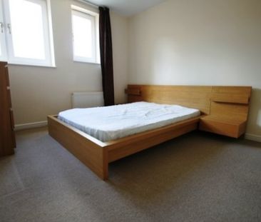 2 Bed - Apartment - Wadsley Park Village - Photo 4