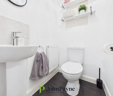 2 bedroom terraced house to rent - Photo 4