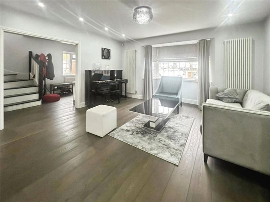 Parking to rent - Photo 1