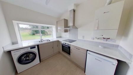 1 bedroom bungalow to rent - Photo 2