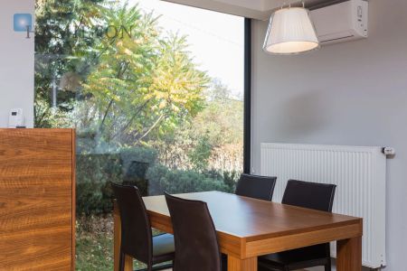 Komfortowy, nowocześnie urządzony dom z parkingiem i dużym tarasem położony na Woli Justowskiej - Photo 5