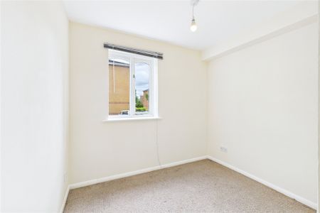 1 bedroom Flat in Ascot Court, Aldershot - Photo 2