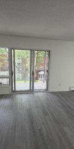 1 CH - 1 SDB - Québec - $999 /mo - Photo 3