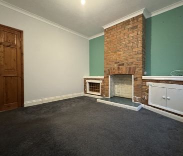 New Street - Photo 2