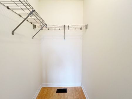 For Lease - 191 Shirrick Drive, Richmond Hill, Ontario - Photo 3