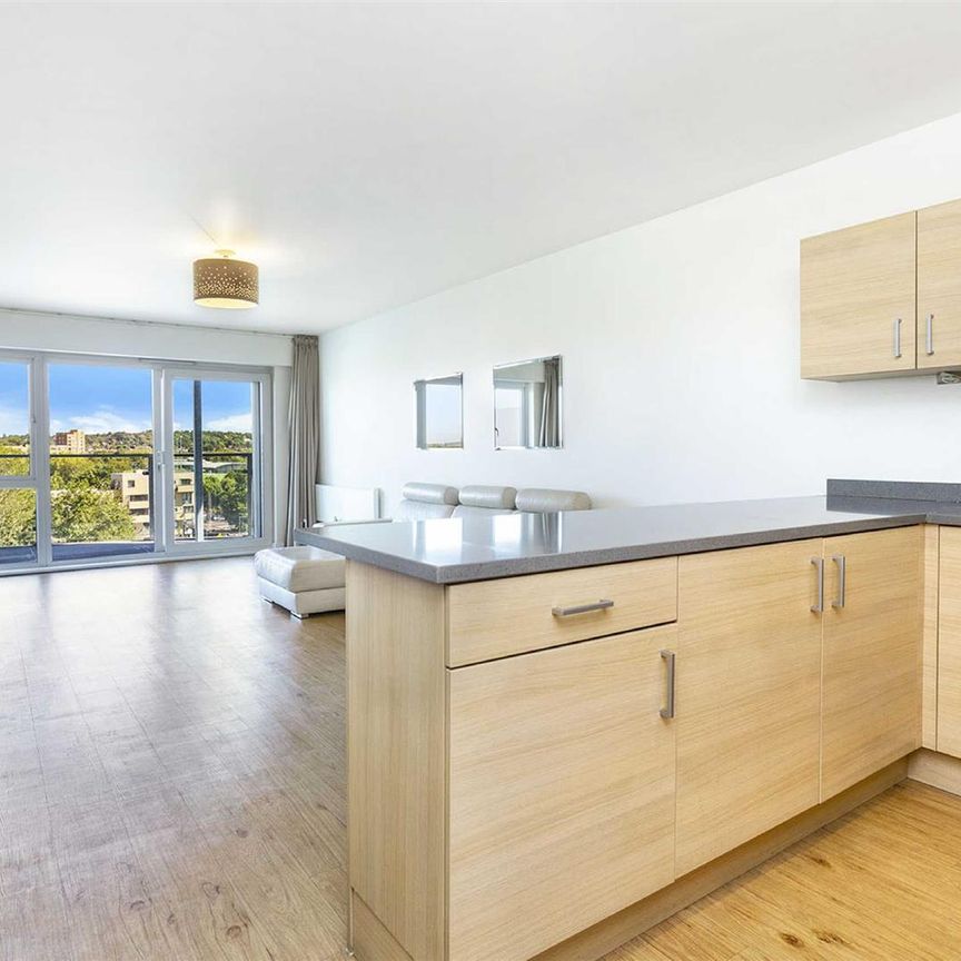 Bantam House Heritage Avenue Colindale NW9 - Photo 1