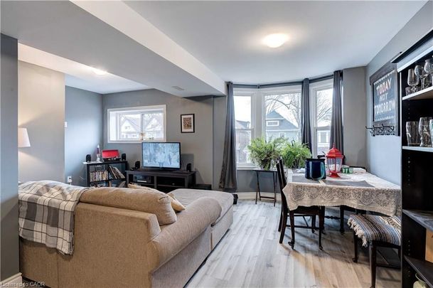 For Lease - 24 Avalon Place Unit# Upper, Hamilton, Ontario - Photo 1