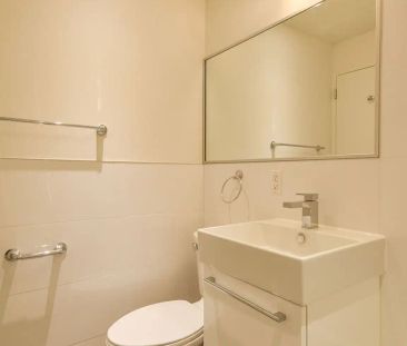 3455 Aylmer — 1 Bedroom - unit 708 - Photo 3
