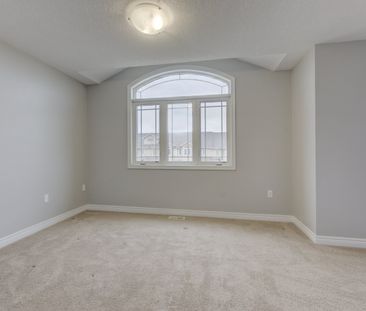 For Lease - 14 Amos Drive Unit# 32, Guelph, Ontario - Photo 4