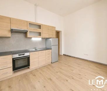 Pronájem bytu 1+kk 32 m - Photo 2