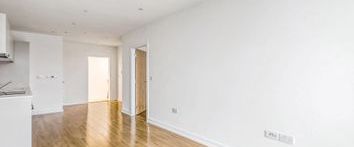 1 Bedrooms Flat to rent in Winchester House, Bracknell RG12 | £ 242 - Photo 1