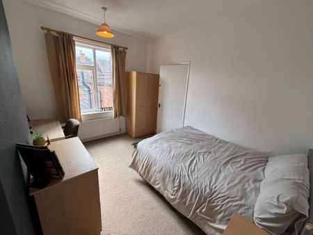 33 Paget Street - New kitchen Loughborough - Photo 2