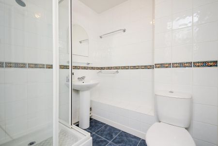 1 bedroom semi-detached house to rent - Photo 4