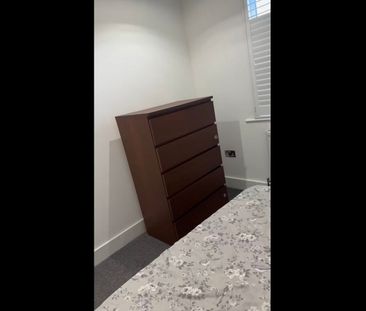 Room in a Shared House, Eton Road, IG1 - Photo 1