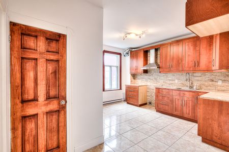 5025 4e Avenue - Photo 4