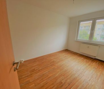 Funktionale 3Raumwohnung am Stadtpark, mit Einbauküche. - Foto 1