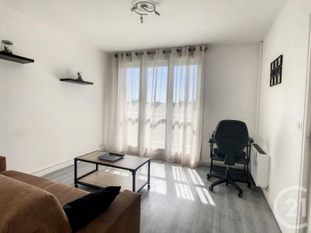 Location Appartement 1 pièce 28m² TROYES 10000 - Photo 3