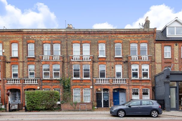 Queenstown Road, London, Doi, SW8 - Photo 1