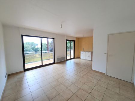 Appartement À Louer 2 Pièces , 46 M² - Photo 4