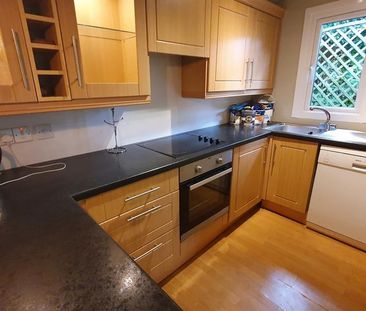 Detached house to rent - Photo 6