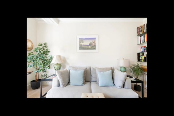 2 Bed Flat, Waldemar Avenue Mansions, SW6 - Photo 1