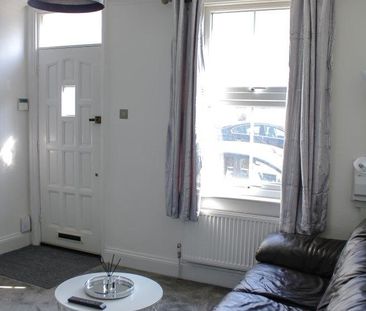 4 bedroom house share to rent - Photo 3