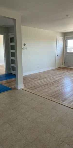 LaSalle Rénover Haut 5 1/2 Ensoleillé - Photo 1