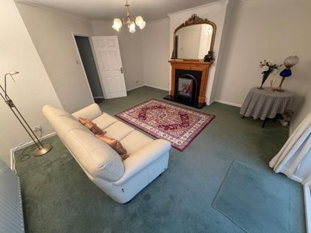 3 Upper Malone Gardens, Belfast, BT9 6LY - Photo 2