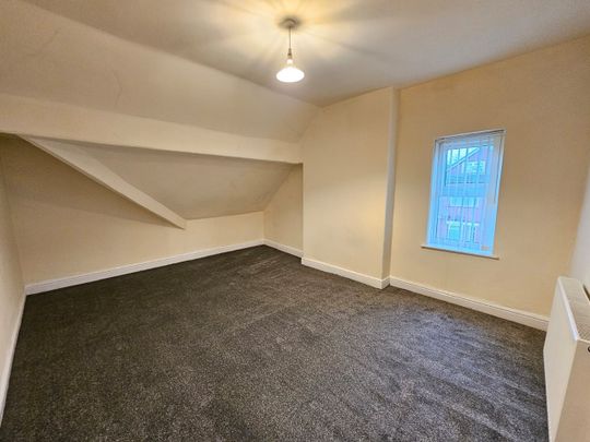 1 Bed Flat, Wellington Street West, M7 - Photo 1