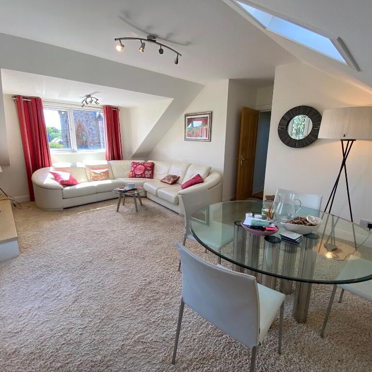 Apt 6, 23 Knock Road, Belfast, BT5 6LA - Photo 1