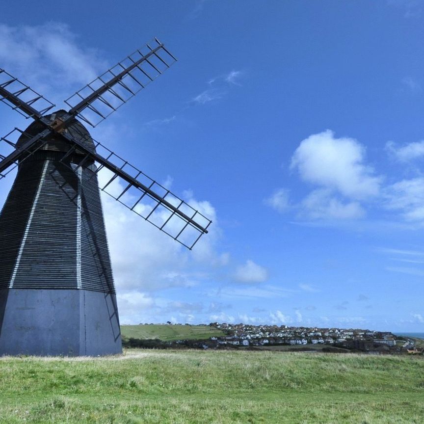 Court Farm Road, Rottingdean, BN2 - Photo 1