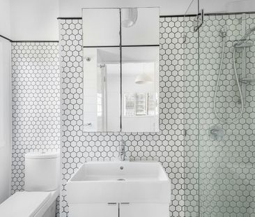 Could this be your new family home? - Photo 3