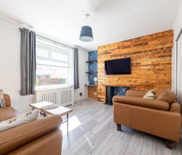 2 bedroom flat to rent - Photo 6