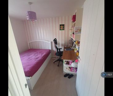 3 bedroom detached house to rent - Photo 4