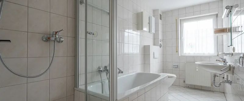 Schöne ca. 135 m² große 4-Zimmer-Maisonettewohnung mit Dachatelier und Westloggia in Garenfeld! - Foto 1