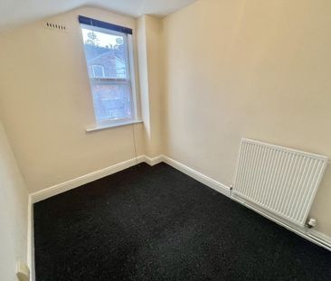 3 bedroom house to rent - Photo 2