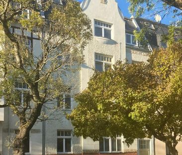 Erstbezug nach Komplettrenovierung!! Wunderschöne DG-Wohnung in tol... - Photo 3