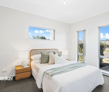 Stylish 3-Bedroom Home in Orleana Waters � Modern Living with Comfo... - Photo 3