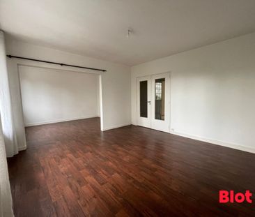 Location Appartement 4 pièces 75m² RENNES 35000 - Photo 3