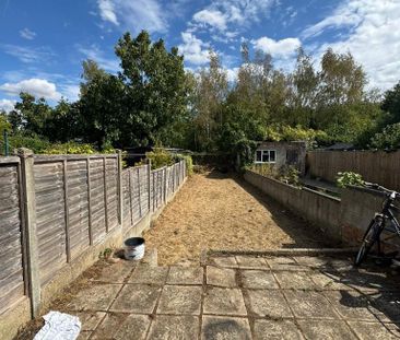4 bedroom terraced house to rent - Photo 1