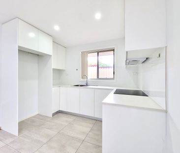 Charming, Comfortable and Convenient - Photo 2