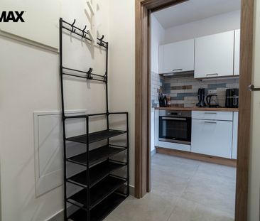 Pronájem bytu 2+kk 28 m² - Fotografie 3