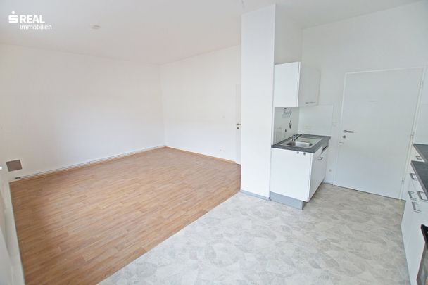 Renovierte 3 Zimmer Mietwohnung mit Balkon in saniertem Wohnhaus im Stadtzentrum! - Photo 1