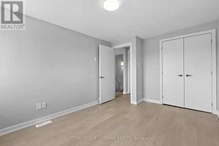 68 - 2939 FAIRLEA CRESCENT - Photo 5